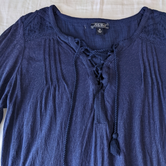 Lucky Brand Tassled tie chest Long Sleeve - Picture 2 of 9